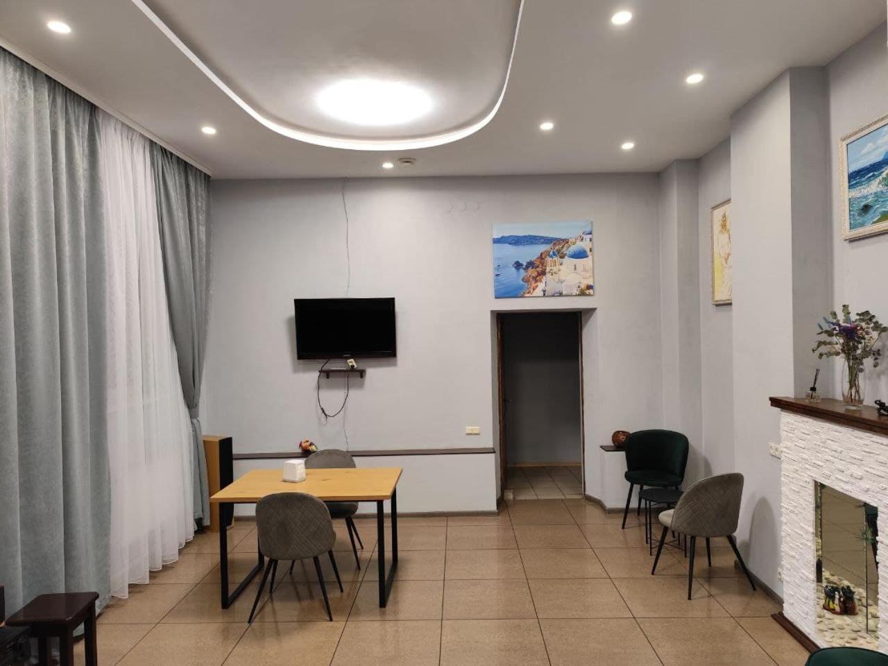 Mini-Hotel Ocean Kiev Eksteriør bilde